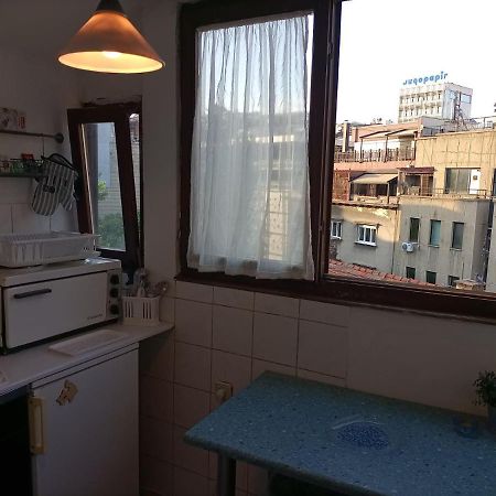 Apartman Lara Belgrado Buitenkant foto
